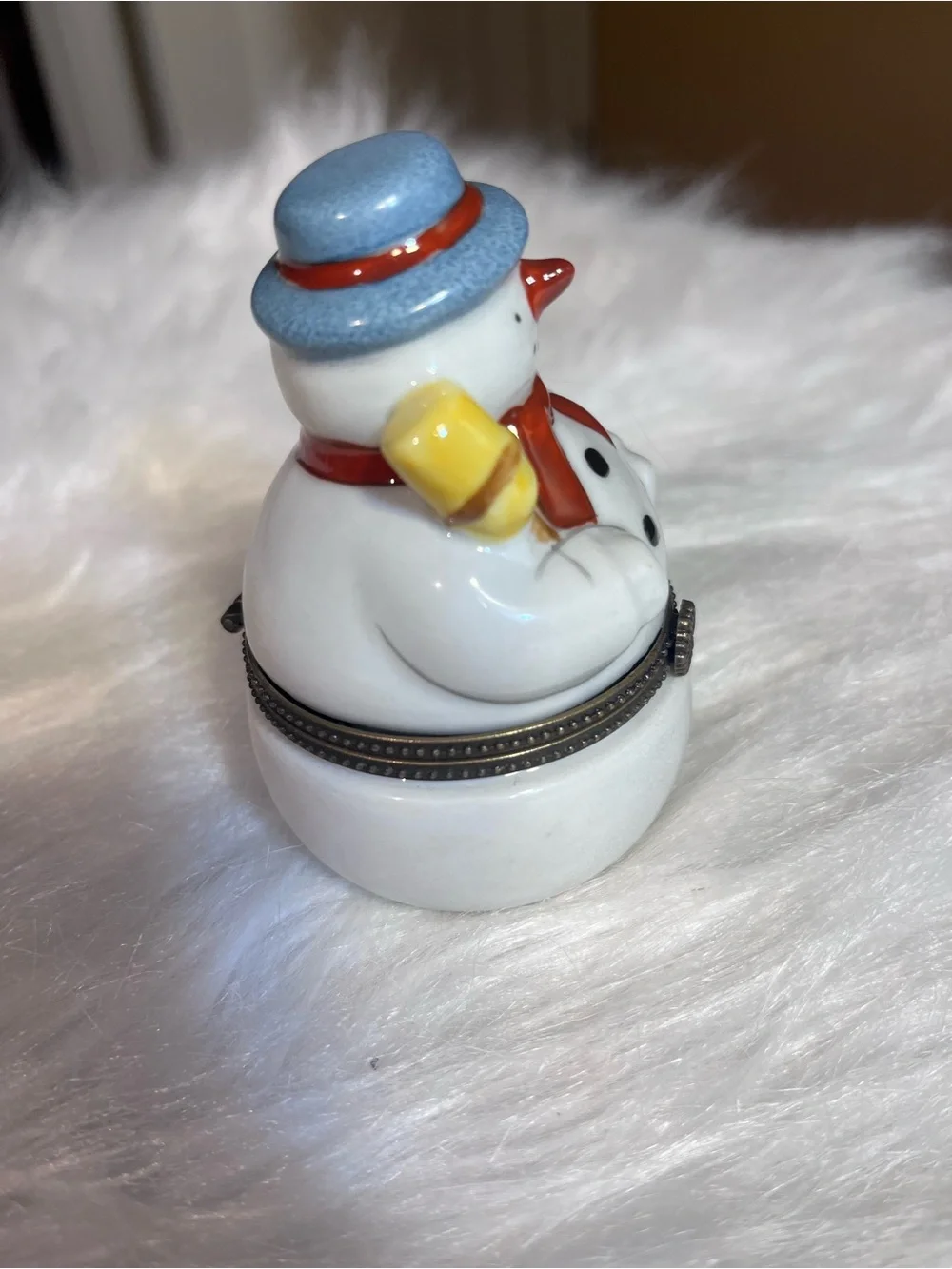 Source Unknown White Snowman Trinket Box with Blue Hat and Red Scarf